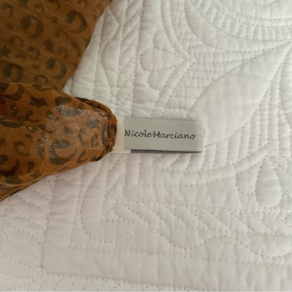 NICOLE MARCIANO, AMBER AND CREAM SCARF, VINTAGE - Picture 8 of 9